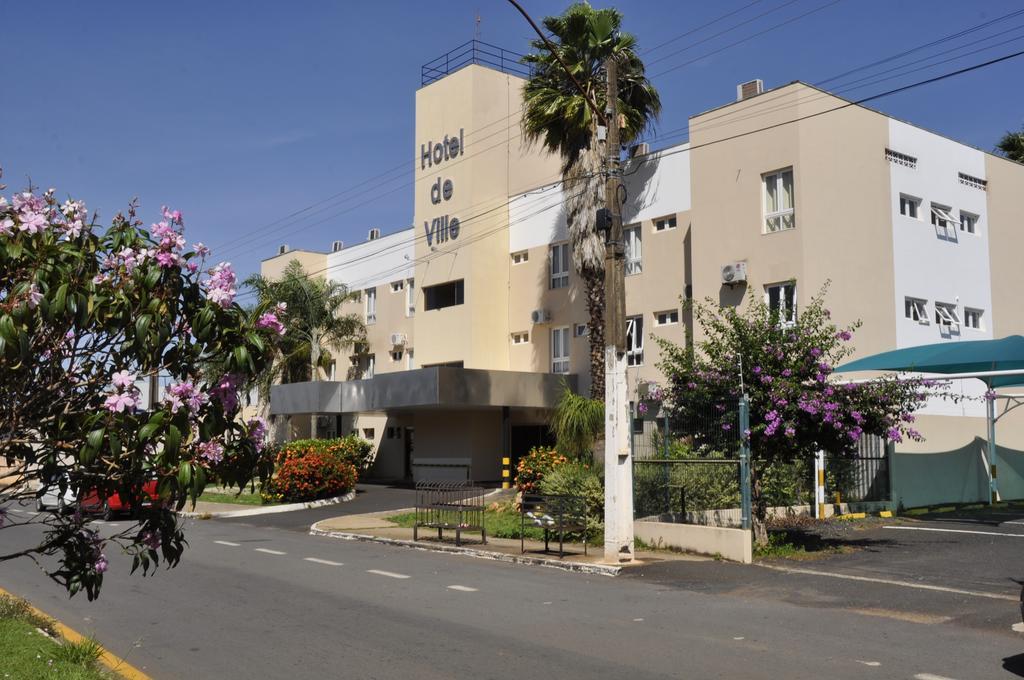 Hotel De Ville Catalão Exterior foto